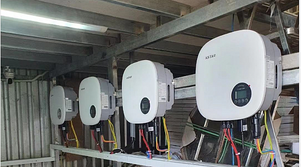 KSTAR levert residentiële omvormers aan de zonne-energiecentrale op het dak in Vietnam